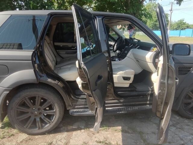 Чорний Ленд Ровер Рендж Ровер, об'ємом двигуна 2.72 л та пробігом 300 тис. км за 10000 $, фото 9 на Automoto.ua