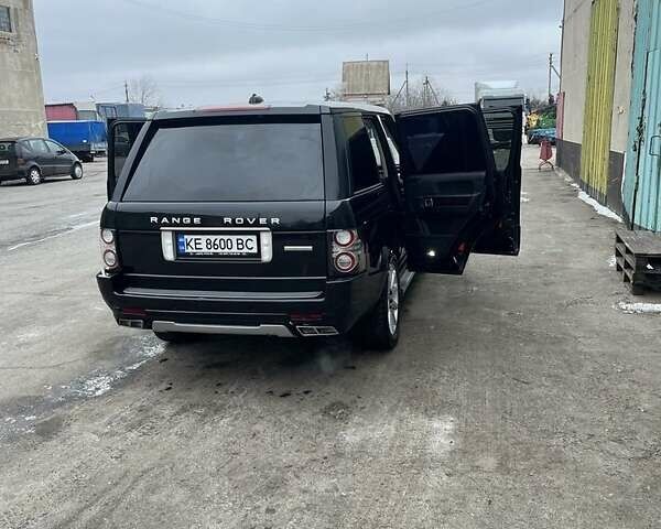 Черный Ленд Ровер Рендж Ровер, объемом двигателя 4.2 л и пробегом 235 тыс. км за 12000 $, фото 8 на Automoto.ua
