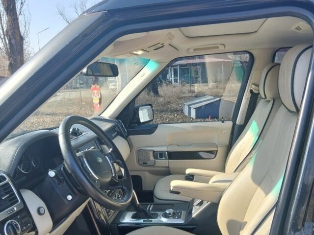 Черный Ленд Ровер Рендж Ровер, объемом двигателя 4.4 л и пробегом 265 тыс. км за 7200 $, фото 8 на Automoto.ua