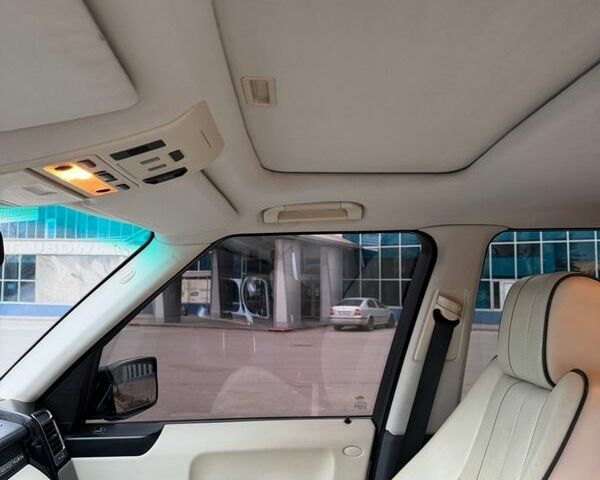 Черный Ленд Ровер Рендж Ровер, объемом двигателя 4.2 л и пробегом 178 тыс. км за 13000 $, фото 14 на Automoto.ua