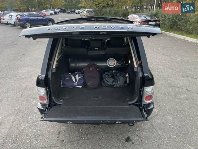 Черный Ленд Ровер Рендж Ровер, объемом двигателя 4.4 л и пробегом 495 тыс. км за 9990 $, фото 33 на Automoto.ua