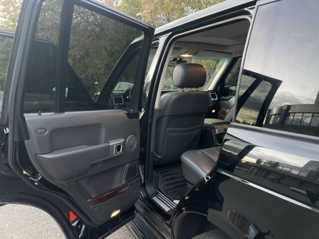 Чорний Ленд Ровер Рендж Ровер, об'ємом двигуна 4.4 л та пробігом 485 тис. км за 9990 $, фото 14 на Automoto.ua