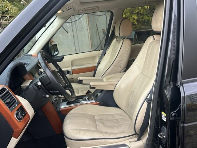 Ленд Ровер Рендж Ровер 2007 у Борисполе на Automoto.ua Чорний Ленд Ровер Рендж Ровер, об'ємом двигуна 4.2 л та пробігом 320 тис. км за 9500 $, фото 8 на Automoto.ua