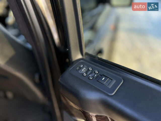 Чорний Ленд Ровер Рендж Ровер, об'ємом двигуна 3.6 л та пробігом 224 тис. км за 17999 $, фото 21 на Automoto.ua