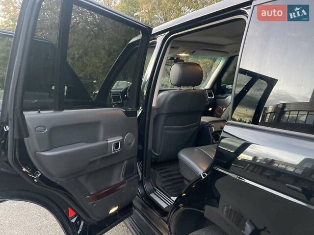Черный Ленд Ровер Рендж Ровер, объемом двигателя 4.4 л и пробегом 495 тыс. км за 9990 $, фото 20 на Automoto.ua