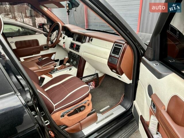 Черный Ленд Ровер Рендж Ровер, объемом двигателя 4.39 л и пробегом 110 тыс. км за 5900 $, фото 11 на Automoto.ua