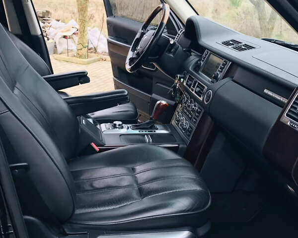 Чорний Ленд Ровер Рендж Ровер, об'ємом двигуна 4.2 л та пробігом 146 тис. км за 15000 $, фото 18 на Automoto.ua