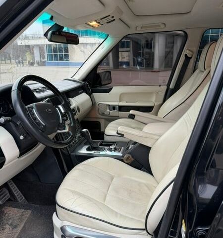 Черный Ленд Ровер Рендж Ровер, объемом двигателя 4.2 л и пробегом 178 тыс. км за 13000 $, фото 18 на Automoto.ua