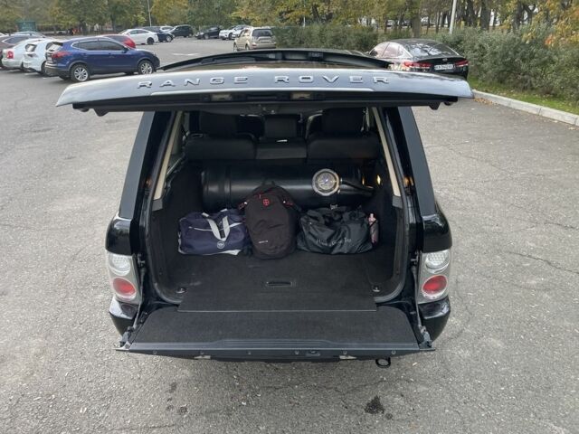 Чорний Ленд Ровер Рендж Ровер, об'ємом двигуна 4.4 л та пробігом 485 тис. км за 9990 $, фото 8 на Automoto.ua