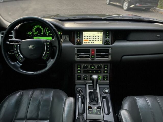 Чорний Ленд Ровер Рендж Ровер, об'ємом двигуна 4.4 л та пробігом 485 тис. км за 9990 $, фото 19 на Automoto.ua