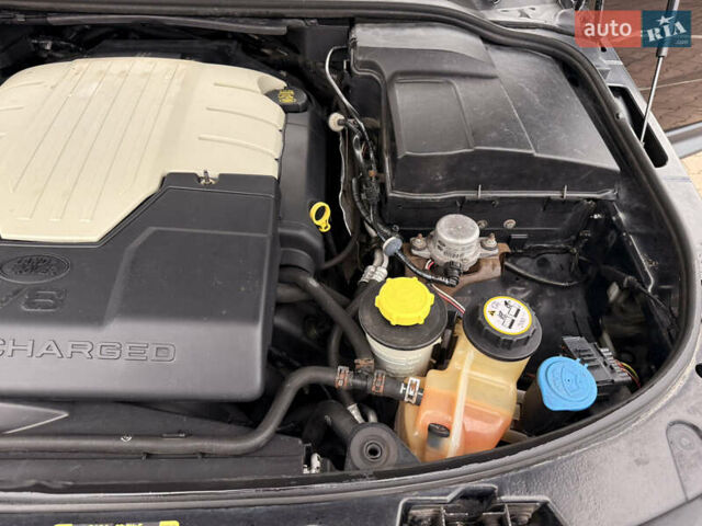 Чорний Ленд Ровер Рендж Ровер, об'ємом двигуна 4.2 л та пробігом 210 тис. км за 9900 $, фото 40 на Automoto.ua