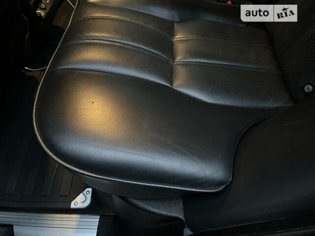 Черный Ленд Ровер Рендж Ровер, объемом двигателя 4.2 л и пробегом 190 тыс. км за 12000 $, фото 17 на Automoto.ua