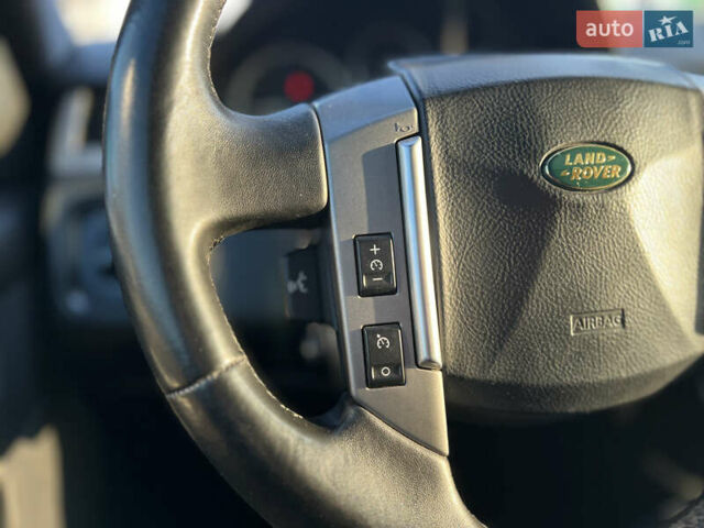 Чорний Ленд Ровер Рендж Ровер, об'ємом двигуна 3.6 л та пробігом 224 тис. км за 17999 $, фото 35 на Automoto.ua