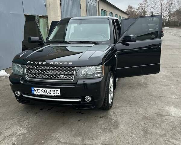Черный Ленд Ровер Рендж Ровер, объемом двигателя 4.2 л и пробегом 235 тыс. км за 12000 $, фото 1 на Automoto.ua