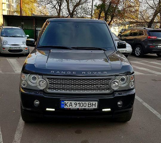 Чорний Ленд Ровер Рендж Ровер, об'ємом двигуна 4.2 л та пробігом 250 тис. км за 10500 $, фото 7 на Automoto.ua