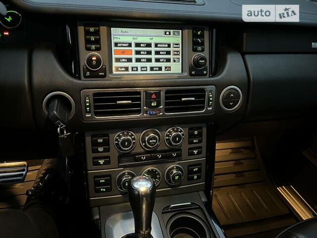 Черный Ленд Ровер Рендж Ровер, объемом двигателя 4.2 л и пробегом 190 тыс. км за 12000 $, фото 27 на Automoto.ua