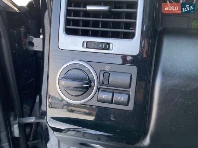 Чорний Ленд Ровер Рендж Ровер, об'ємом двигуна 4.2 л та пробігом 238 тис. км за 11000 $, фото 20 на Automoto.ua