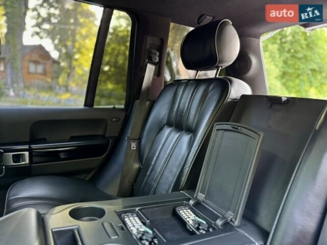 Черный Ленд Ровер Рендж Ровер, объемом двигателя 4.2 л и пробегом 287 тыс. км за 16000 $, фото 24 на Automoto.ua