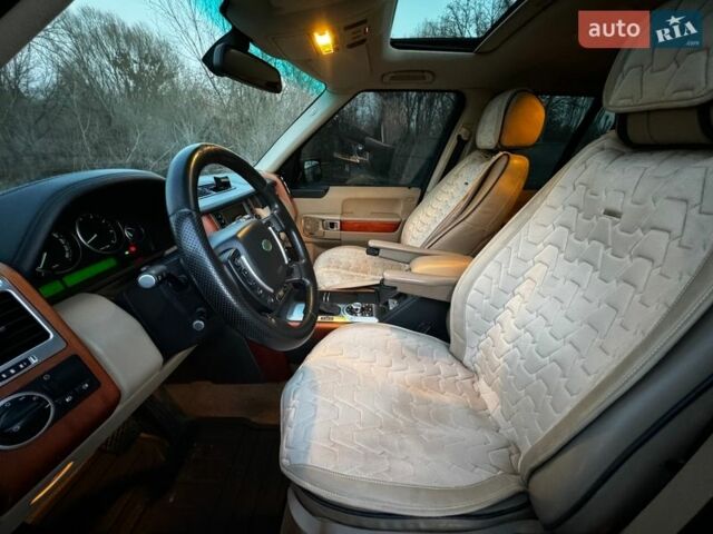 Чорний Ленд Ровер Рендж Ровер, об'ємом двигуна 4.39 л та пробігом 220 тис. км за 12300 $, фото 32 на Automoto.ua