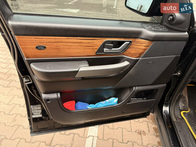 Чорний Ленд Ровер Рендж Ровер, об'ємом двигуна 4.2 л та пробігом 210 тис. км за 9900 $, фото 24 на Automoto.ua
