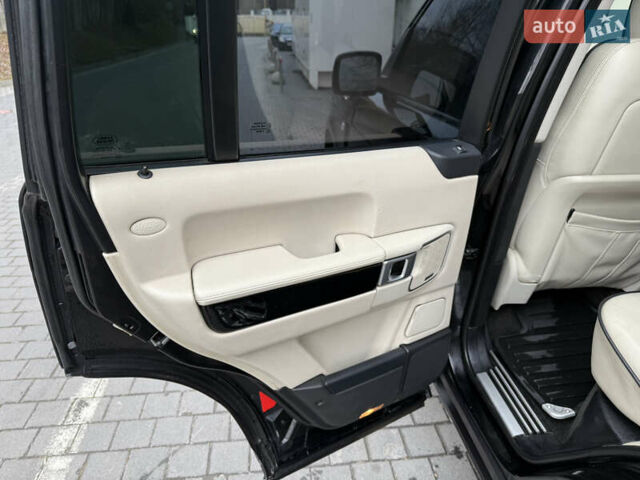 Чорний Ленд Ровер Рендж Ровер, об'ємом двигуна 4.2 л та пробігом 266 тис. км за 7350 $, фото 32 на Automoto.ua