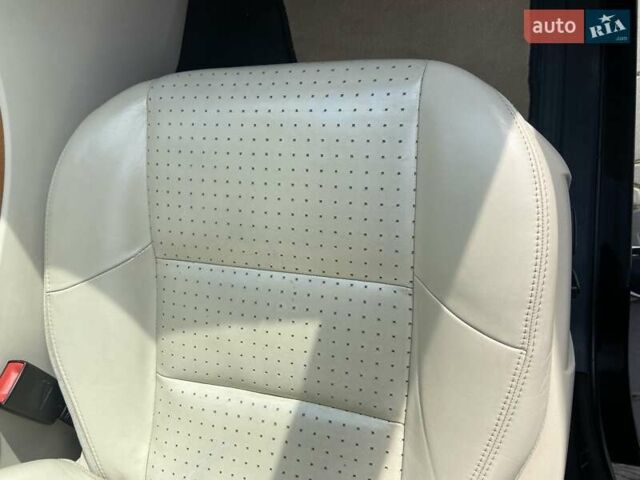 Черный Ленд Ровер Рендж Ровер, объемом двигателя 4.2 л и пробегом 265 тыс. км за 9500 $, фото 17 на Automoto.ua