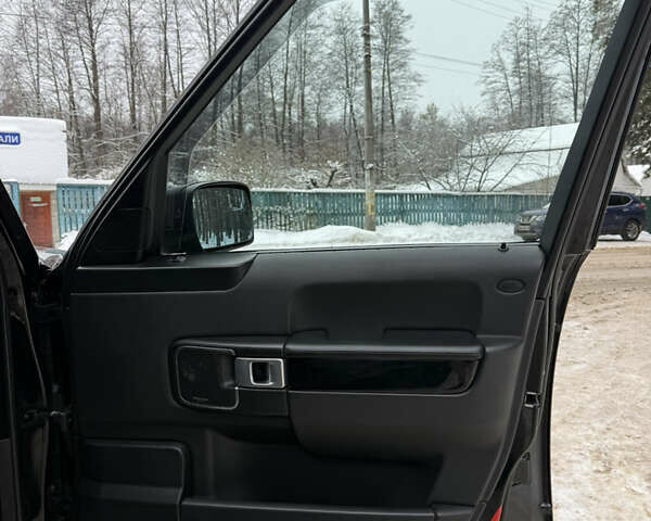 Черный Ленд Ровер Рендж Ровер, объемом двигателя 4.2 л и пробегом 223 тыс. км за 15999 $, фото 19 на Automoto.ua