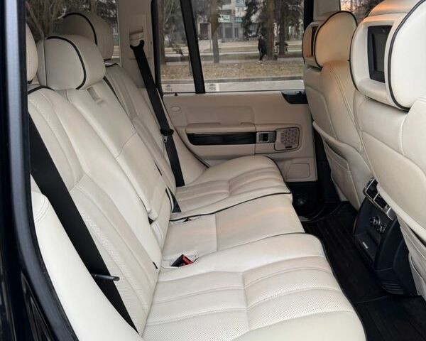 Черный Ленд Ровер Рендж Ровер, объемом двигателя 4.2 л и пробегом 178 тыс. км за 13000 $, фото 11 на Automoto.ua