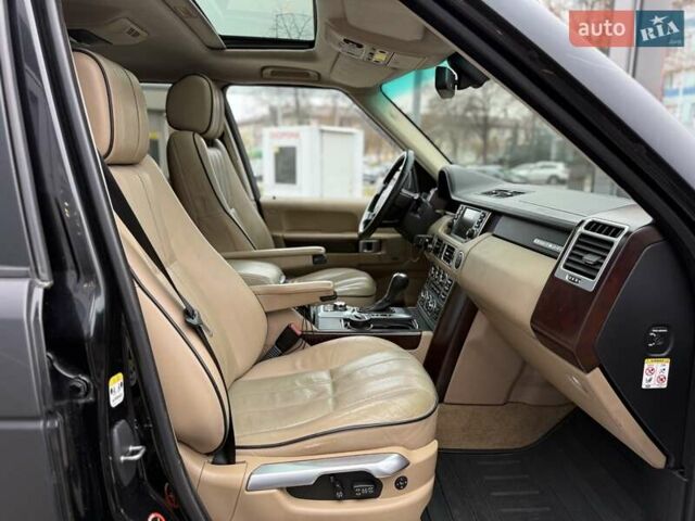 Черный Ленд Ровер Рендж Ровер, объемом двигателя 3.6 л и пробегом 319 тыс. км за 8500 $, фото 13 на Automoto.ua