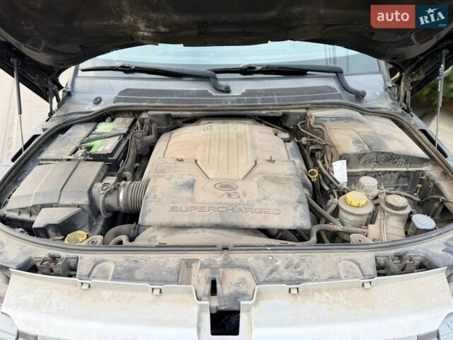 Чорний Ленд Ровер Рендж Ровер, об'ємом двигуна 4.2 л та пробігом 140 тис. км за 8900 $, фото 44 на Automoto.ua