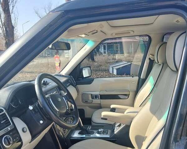 Черный Ленд Ровер Рендж Ровер, объемом двигателя 4.39 л и пробегом 265 тыс. км за 7200 $, фото 6 на Automoto.ua