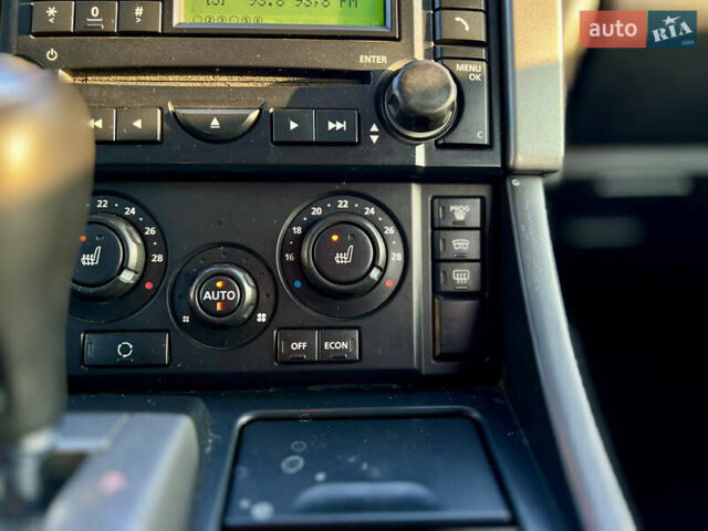 Чорний Ленд Ровер Рендж Ровер, об'ємом двигуна 3.6 л та пробігом 224 тис. км за 17999 $, фото 32 на Automoto.ua