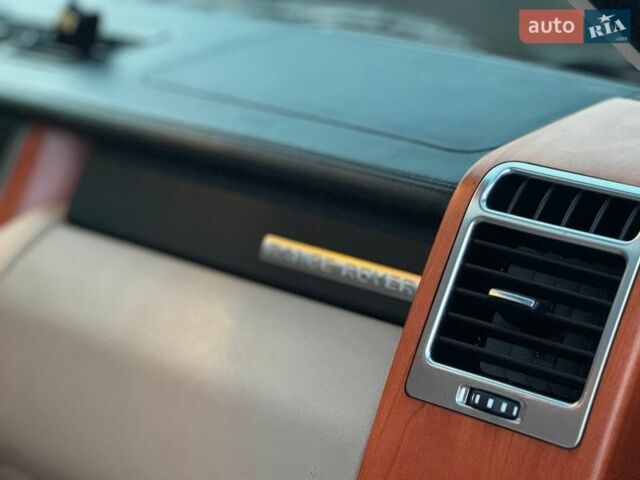 Чорний Ленд Ровер Рендж Ровер, об'ємом двигуна 4.39 л та пробігом 220 тис. км за 12300 $, фото 24 на Automoto.ua