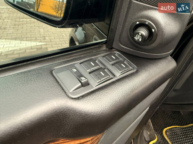 Чорний Ленд Ровер Рендж Ровер, об'ємом двигуна 4.2 л та пробігом 210 тис. км за 9900 $, фото 25 на Automoto.ua