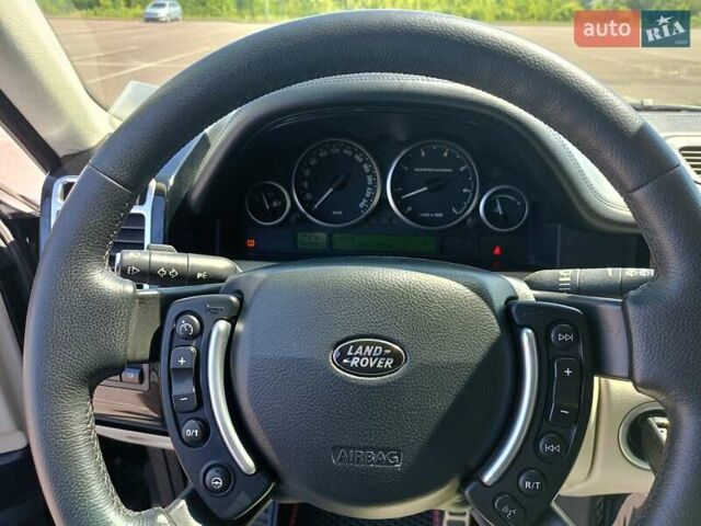 Черный Ленд Ровер Рендж Ровер, объемом двигателя 4.2 л и пробегом 328 тыс. км за 10999 $, фото 10 на Automoto.ua