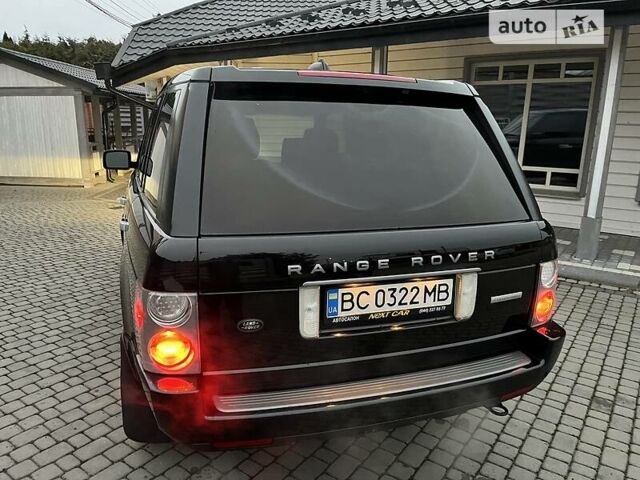 Черный Ленд Ровер Рендж Ровер, объемом двигателя 4.2 л и пробегом 190 тыс. км за 12000 $, фото 10 на Automoto.ua