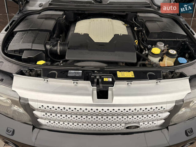 Чорний Ленд Ровер Рендж Ровер, об'ємом двигуна 4.2 л та пробігом 210 тис. км за 9900 $, фото 39 на Automoto.ua