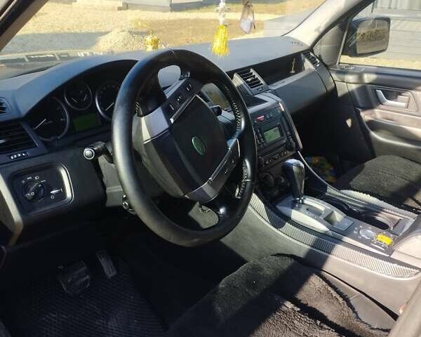Черный Ленд Ровер Рендж Ровер, объемом двигателя 2.72 л и пробегом 398 тыс. км за 10999 $, фото 1 на Automoto.ua