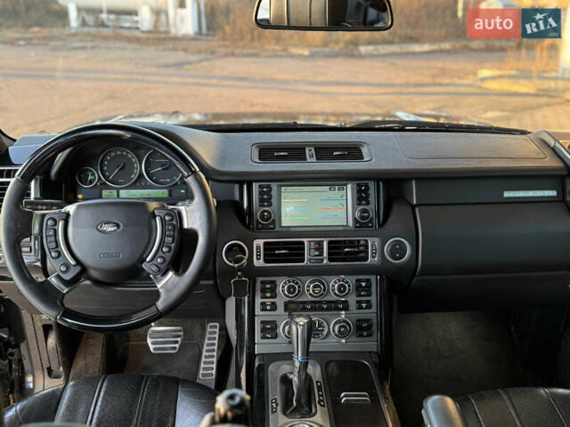 Черный Ленд Ровер Рендж Ровер, объемом двигателя 4.2 л и пробегом 345 тыс. км за 11900 $, фото 17 на Automoto.ua