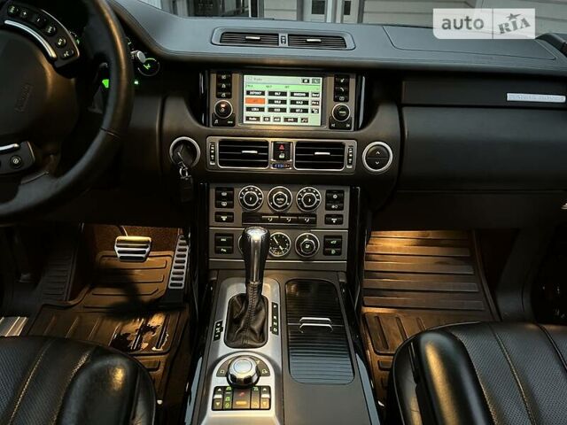 Черный Ленд Ровер Рендж Ровер, объемом двигателя 4.2 л и пробегом 190 тыс. км за 12000 $, фото 15 на Automoto.ua