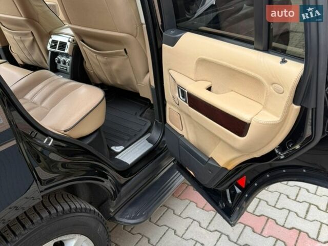 Черный Ленд Ровер Рендж Ровер, объемом двигателя 4.2 л и пробегом 408 тыс. км за 11700 $, фото 34 на Automoto.ua