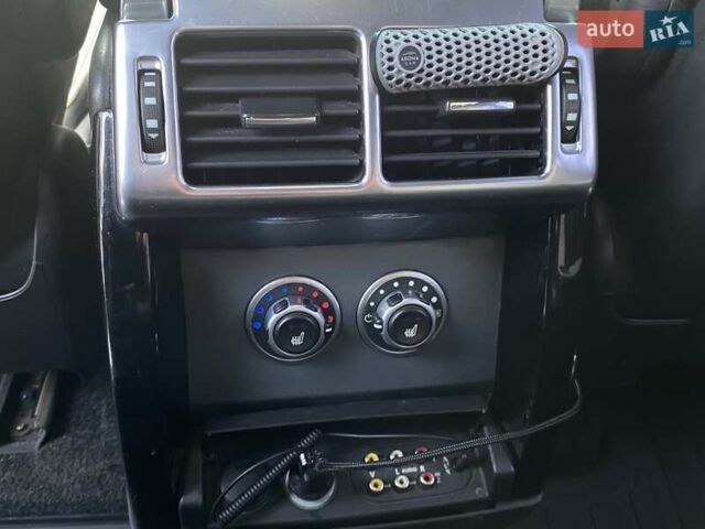 Чорний Ленд Ровер Рендж Ровер, об'ємом двигуна 4.2 л та пробігом 238 тис. км за 11000 $, фото 39 на Automoto.ua