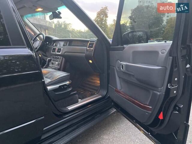 Черный Ленд Ровер Рендж Ровер, объемом двигателя 4.4 л и пробегом 495 тыс. км за 9990 $, фото 15 на Automoto.ua