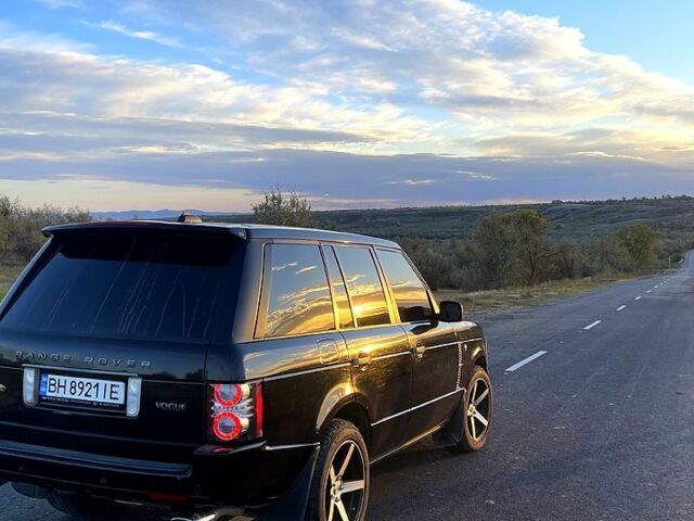 Чорний Ленд Ровер Рендж Ровер, об'ємом двигуна 4.4 л та пробігом 205 тис. км за 9990 $, фото 3 на Automoto.ua