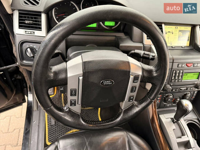 Чорний Ленд Ровер Рендж Ровер, об'ємом двигуна 4.2 л та пробігом 210 тис. км за 9900 $, фото 19 на Automoto.ua
