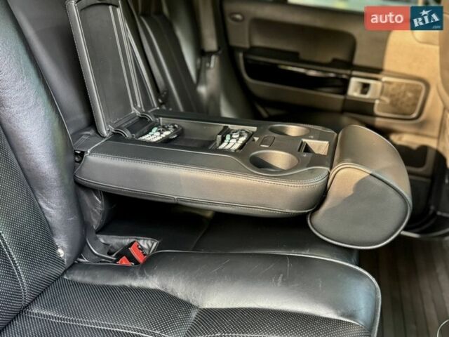 Черный Ленд Ровер Рендж Ровер, объемом двигателя 4.2 л и пробегом 287 тыс. км за 16000 $, фото 25 на Automoto.ua