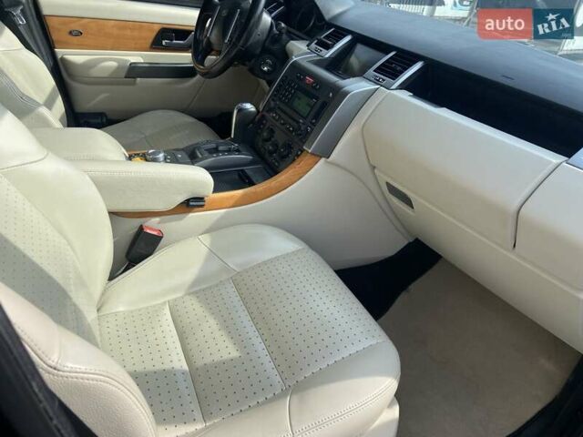 Черный Ленд Ровер Рендж Ровер, объемом двигателя 4.2 л и пробегом 265 тыс. км за 9500 $, фото 16 на Automoto.ua