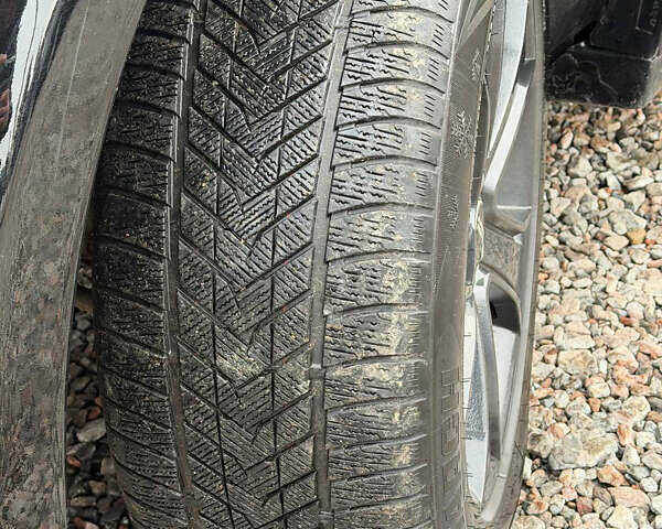 Чорний Ленд Ровер Рендж Ровер, об'ємом двигуна 4.2 л та пробігом 230 тис. км за 12200 $, фото 3 на Automoto.ua