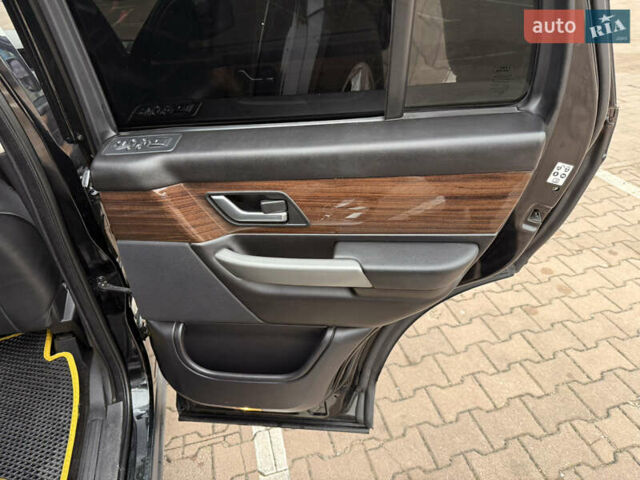 Чорний Ленд Ровер Рендж Ровер, об'ємом двигуна 4.2 л та пробігом 210 тис. км за 9900 $, фото 32 на Automoto.ua