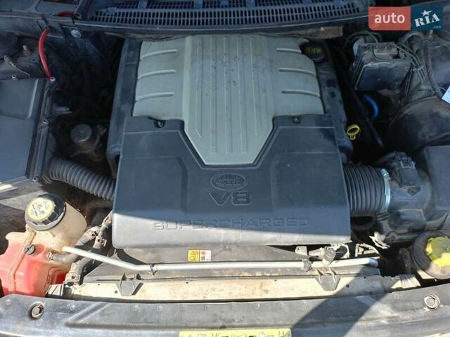 Черный Ленд Ровер Рендж Ровер, объемом двигателя 4.2 л и пробегом 328 тыс. км за 10999 $, фото 5 на Automoto.ua